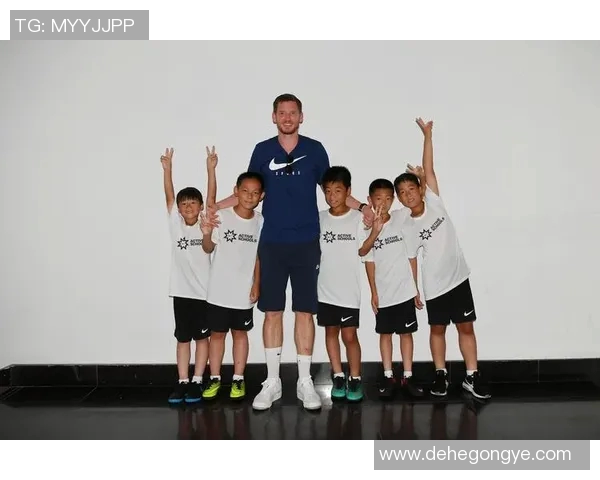 马晨足球：探索中国足球的未来与发展之路，助力青少年成长与梦想实现